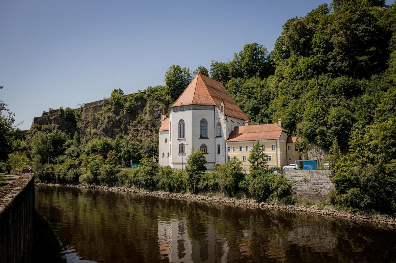 Bonnystay Passau River Side 100 Qm Fuer 4 Personen Exterior photo